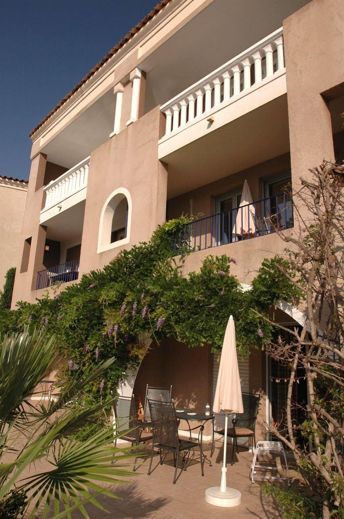 Residence Odalys Caesar Domus Saint-Tropez Exterior foto